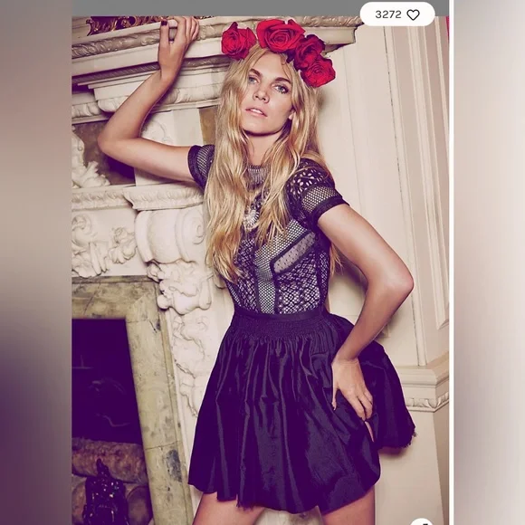 Free People ONE Lola Dress sz 4 (sold out in website) - Picture 3 of 8